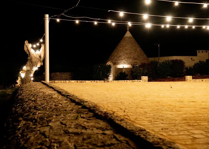 Trulli Arco Antico