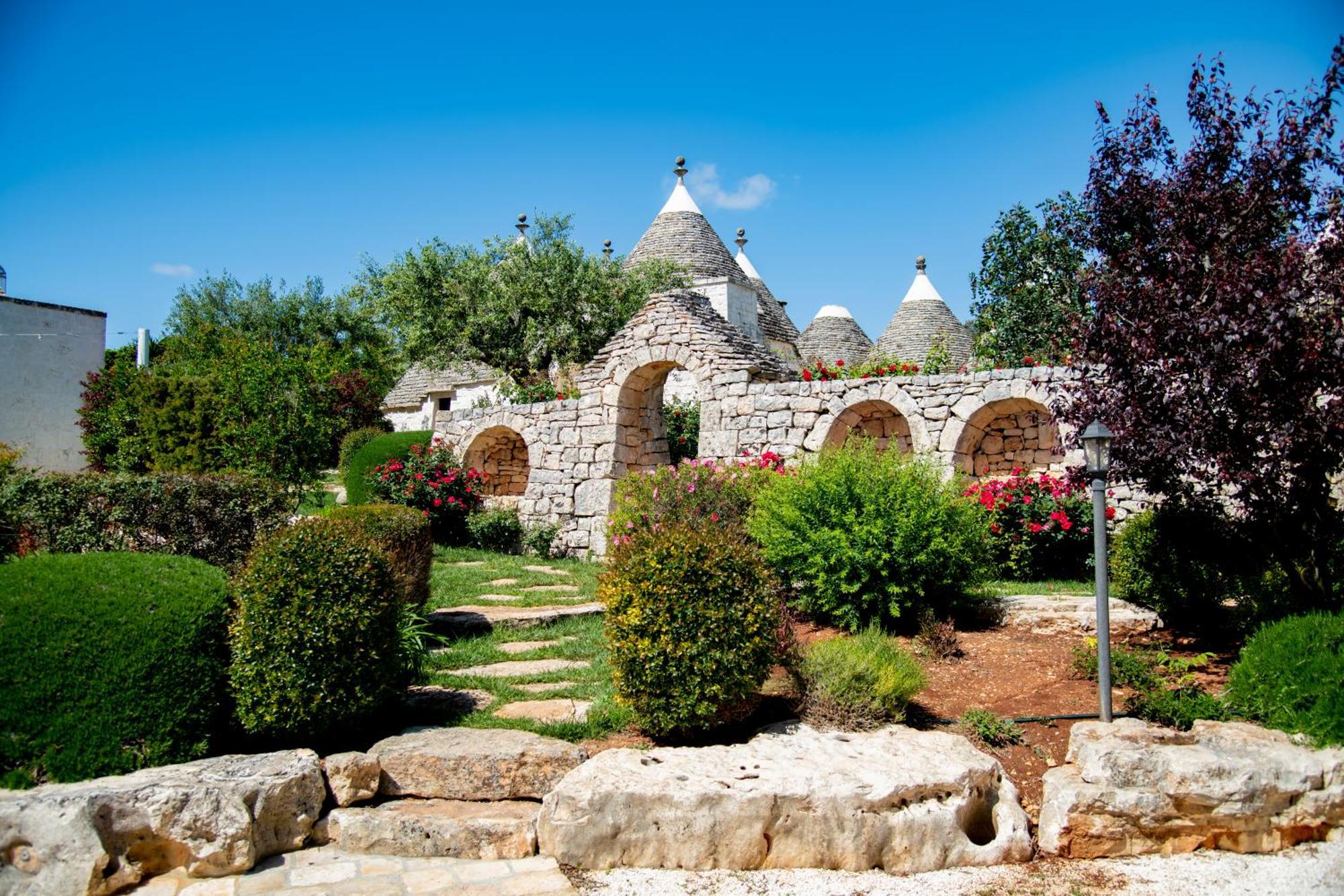 Trulli Arco Antico *