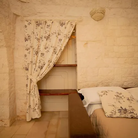 Trulli Arco Antico Villa Locorotondo Exterior photo