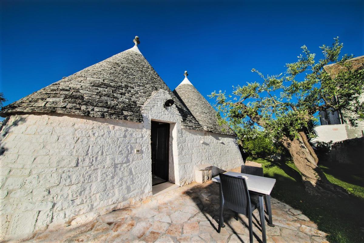 Trulli Arco Antico